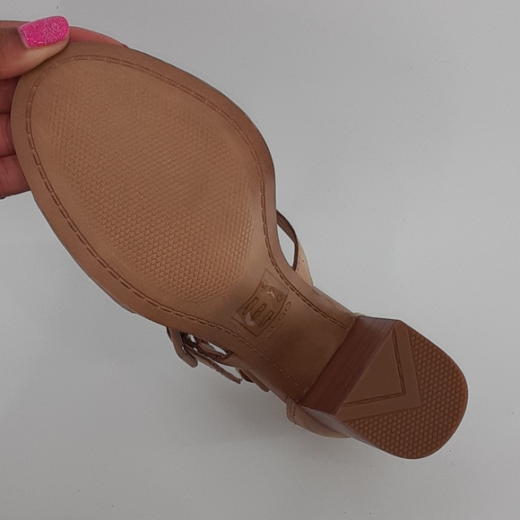 Aldo Tan Chunky Heels - Picture 6 of 6